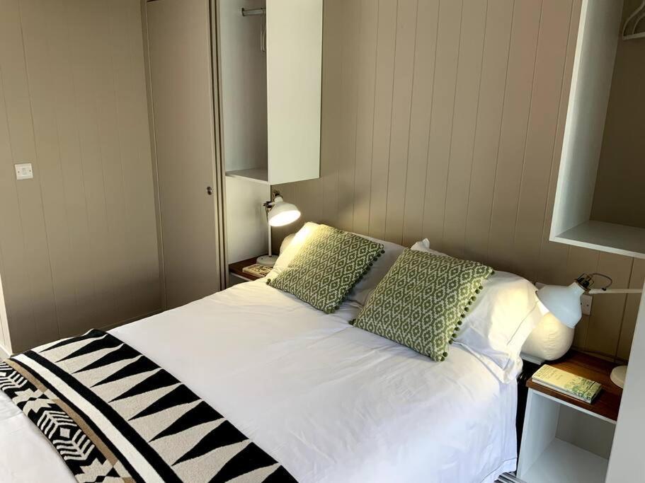 Cabin Retreat In The Heart Of Warwick. Уорик Экстерьер фото